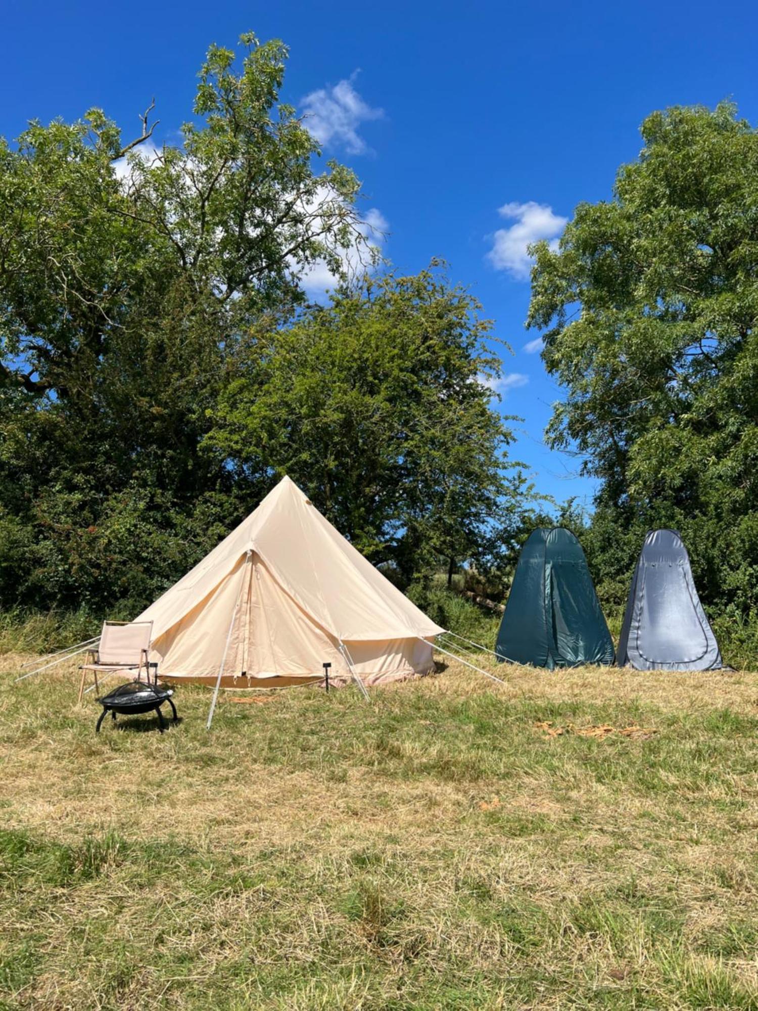 Bell Tent 4M Fossewold Farm Camping Moreton-in-Marsh Экстерьер фото