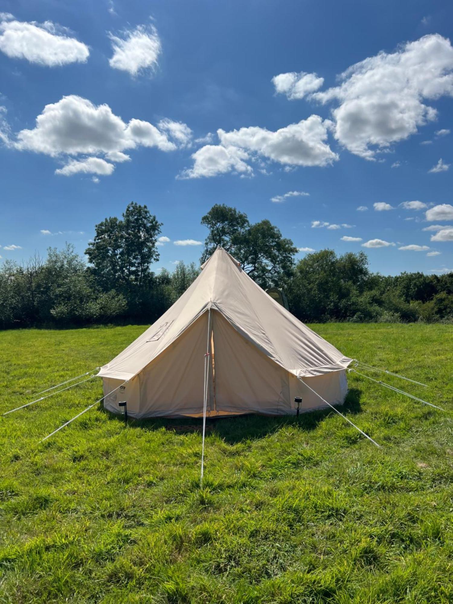 Bell Tent 4M Fossewold Farm Camping Moreton-in-Marsh Экстерьер фото